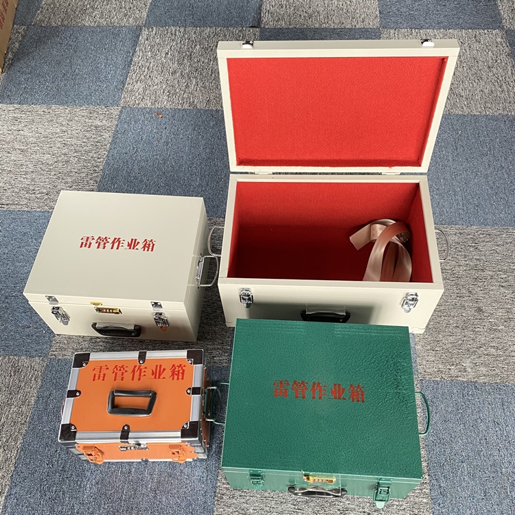 铜官爆破工程作业箱如何选择？玻璃钢与传统材质的全面对比